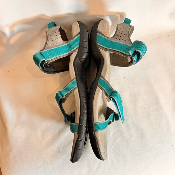 TEVA Sz 8 Teal Comfort Hiking Sandals Velcro Closure For Adjustability and Fit - Picture 7 of 13